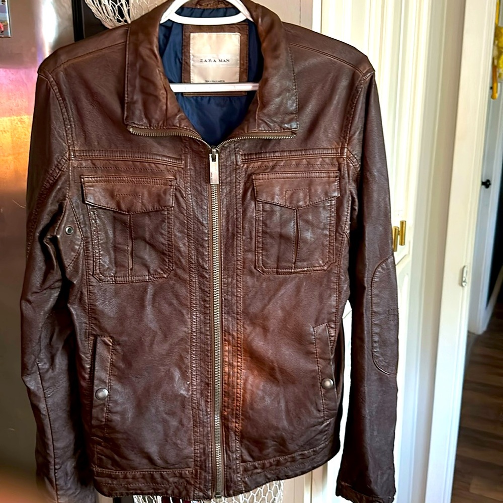 Zara men’s size small brown faux leather moto jacket
